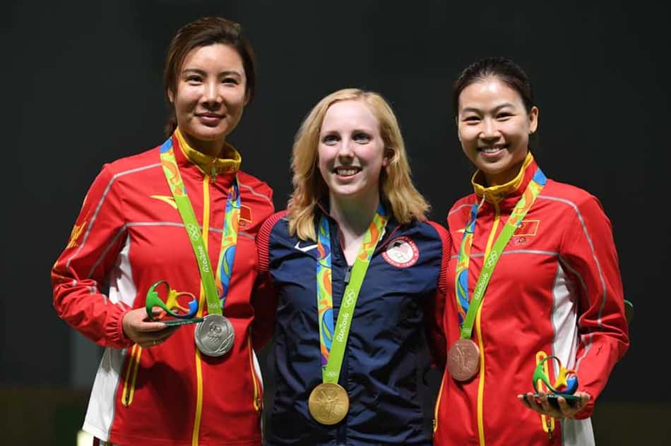 Virginia Thrasher divide o pódio com as chinesas Du Li e Yi Siling