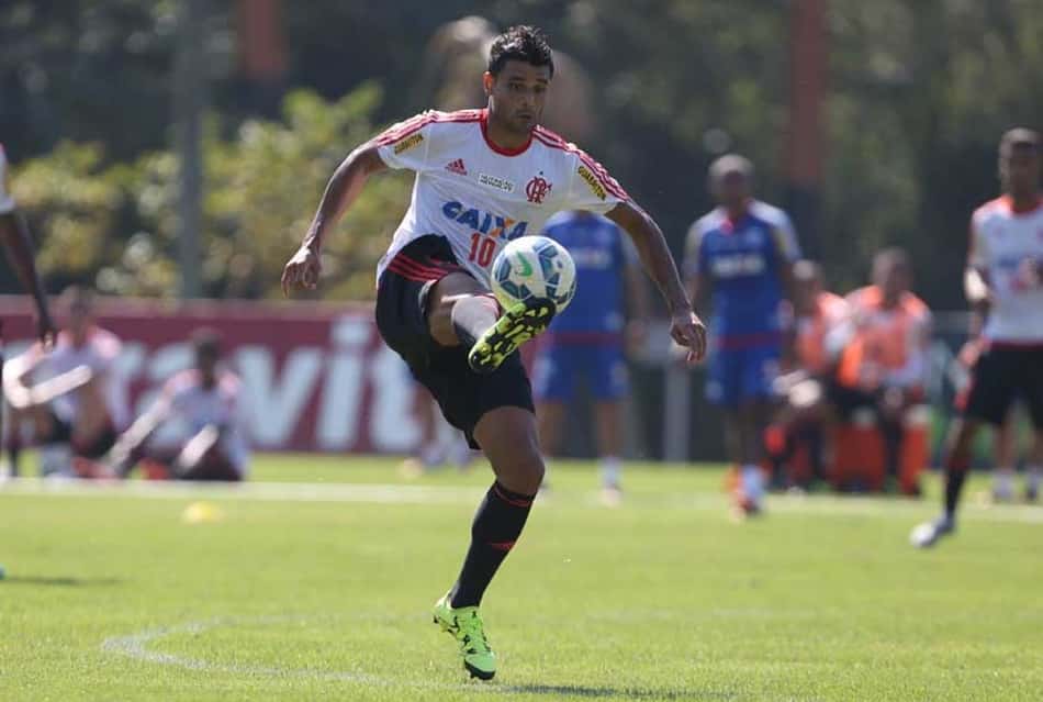 No estaleiro! Lembre jogadores que já passaram por dramas com lesões
