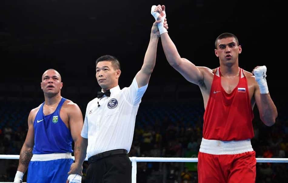Boxe: apesar de garra, Juan Nogueira é eliminado por campeão mundial