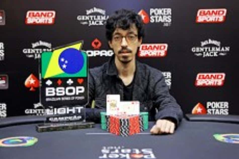 Apenas uma ficha e uma cadeira: virada incrível em evento do BSOP
