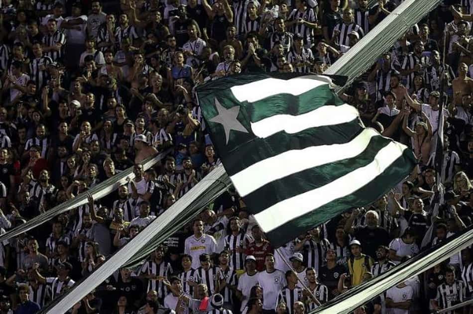 Vote: Qual estádio assusta mais o time adversário?