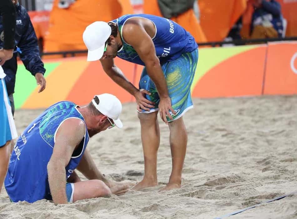 Bruno Schmidt e Alison esperam resultados por vaga