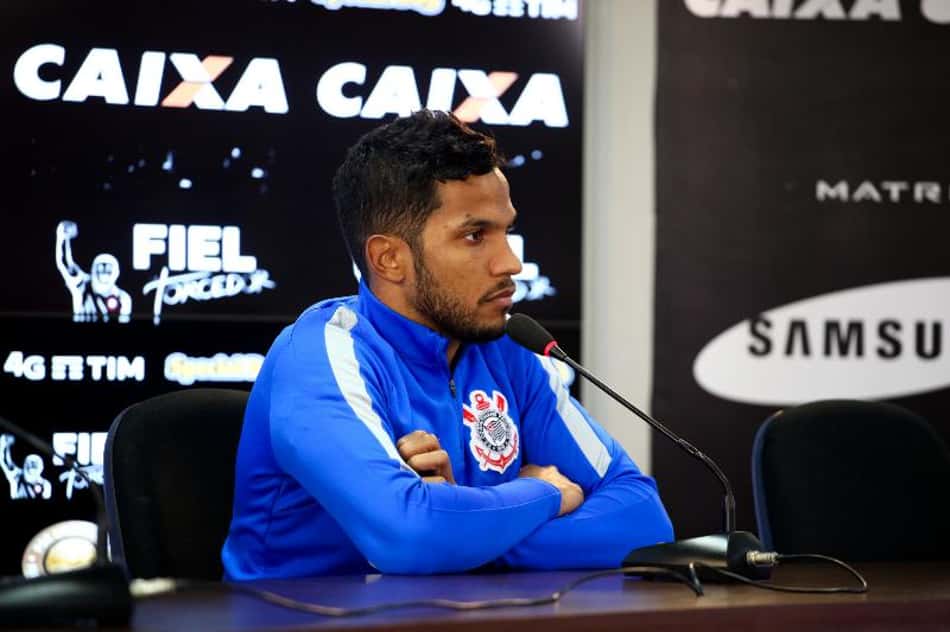 Yago acredita nas escolhas do 'zen' Cristóvão por reação contra o Grêmio