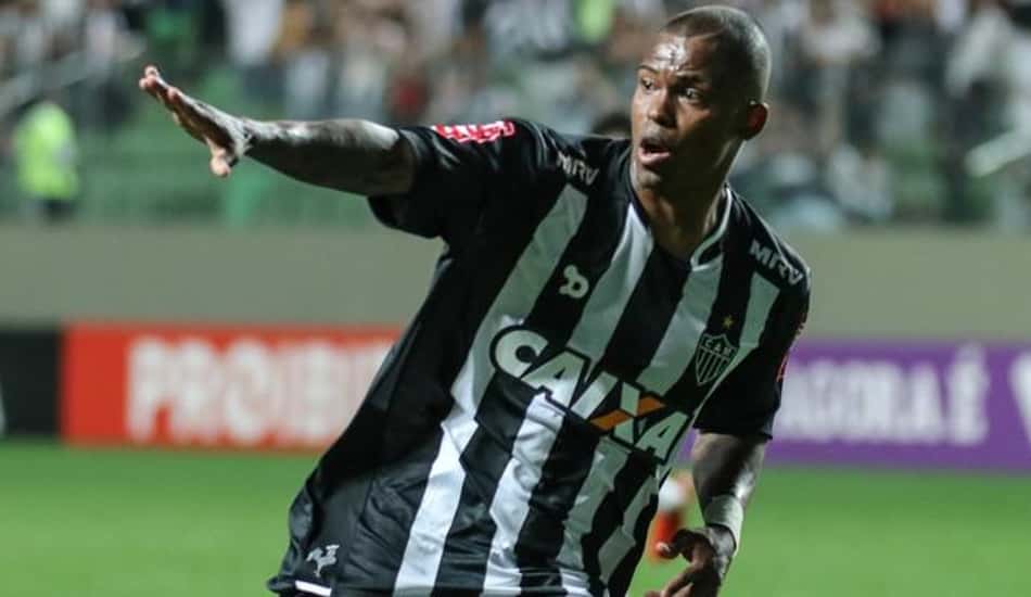 Recuperado de lesão, Maicosuel volta ser relacionado no Atlético-MG