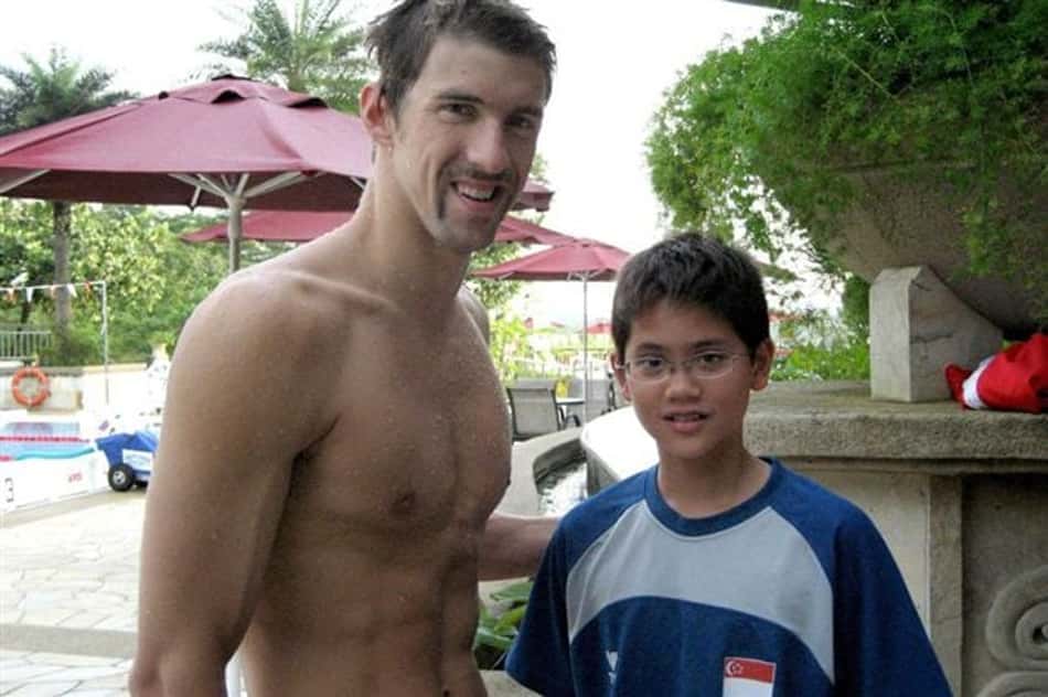 Em Pequim-2008, Phelps posava para foto ao lado de seu algoz na Olimpíada do Rio 