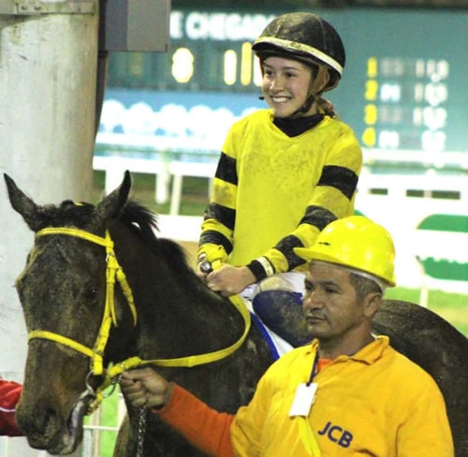 Super Vick rouba a cena e vence seis