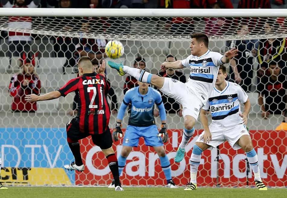Números da Bola: Estatísticas de Atlético-PR 0x1 Grêmio