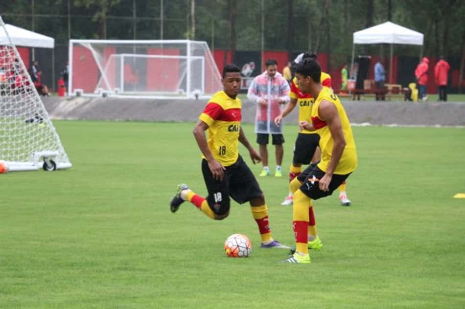 Vitória finaliza preparação para jogo contra o Coxa pela Sul-Americana
