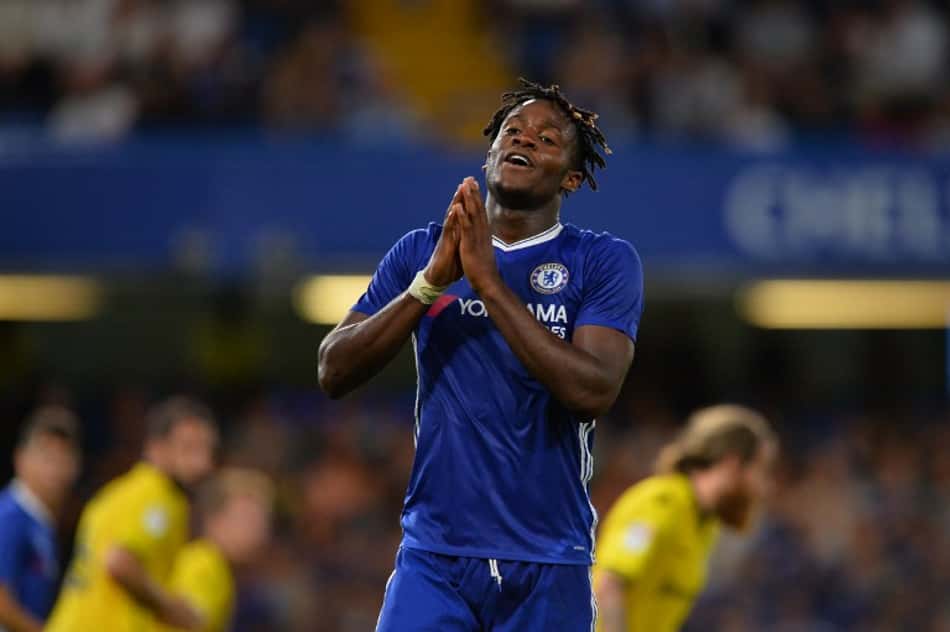O belga Batshuayi foi comprado pelo Chelsea por R$ 140,4 milhões
