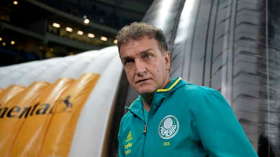Cuca ficou incomodado com vaias ao time no primeiro tempo 
