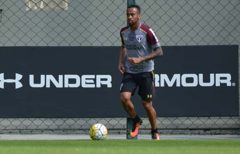 Kelvin é o único titular em treino com destaque de Wesley no São Paulo