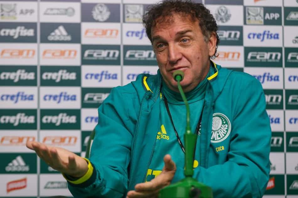 Cuca tem contrato até o fim do ano