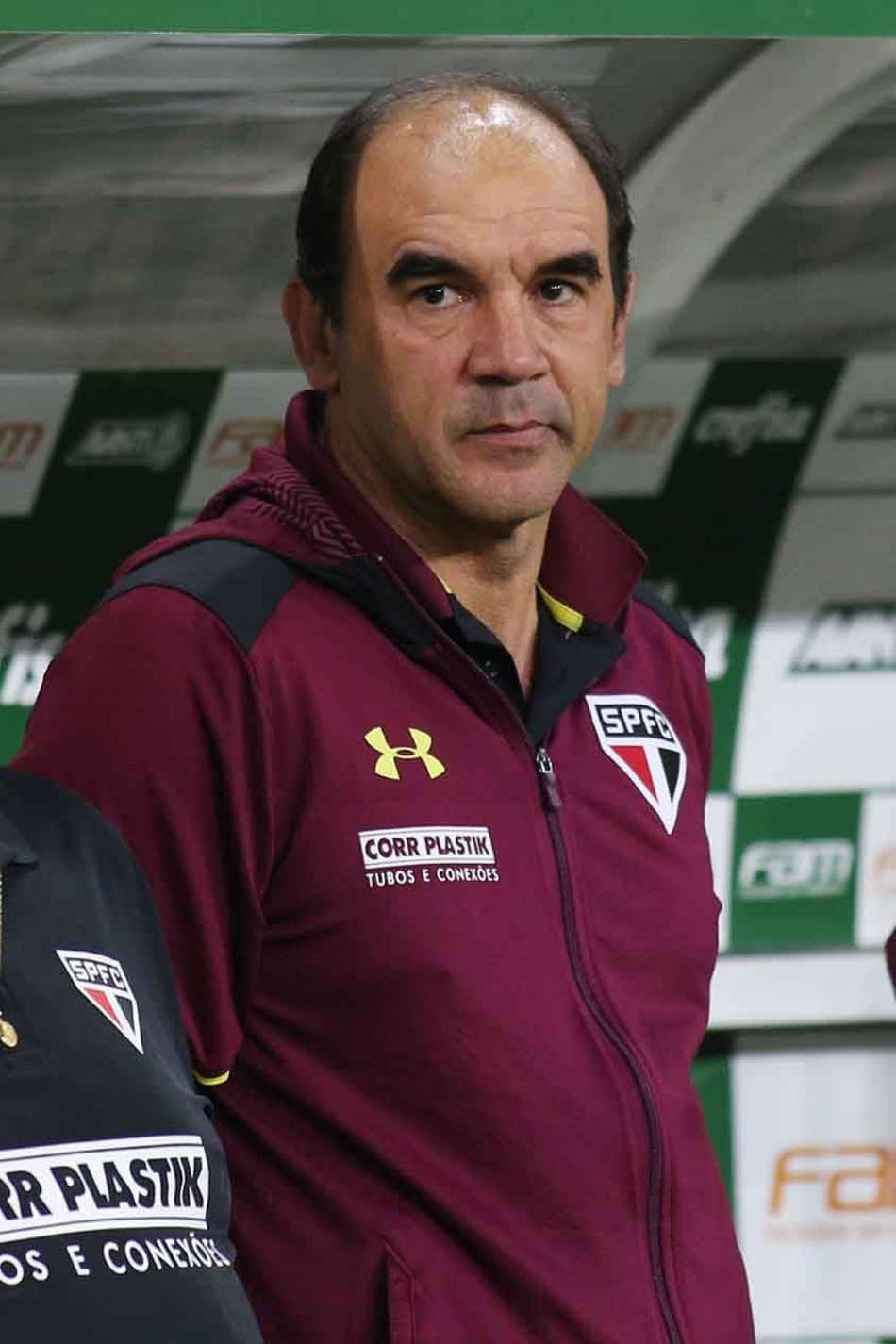 Ricardo Gomes explica corte de Michel e vê São Paulo em evolução