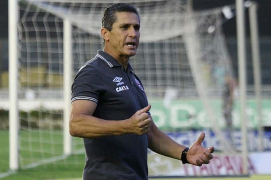 Você lembra quem era o técnico do seu time no início do ano?