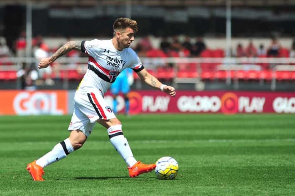 'Caráter e personalidade': Buffarini aponta caminho para o São Paulo