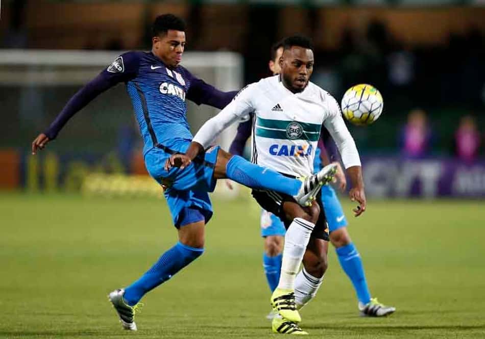 Coritiba 1 x 1 Corinthians, no Couto Pereira 