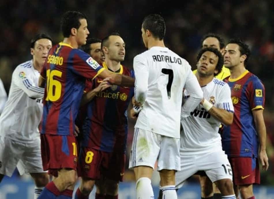 Pep Guardiola e Cristiano Ronaldo já se desentenderam em clássico entre Barcelona e Real Madrid