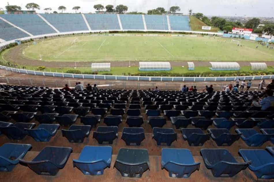 Londrina x Vasco teve local mantido, mas mudou de data e hora