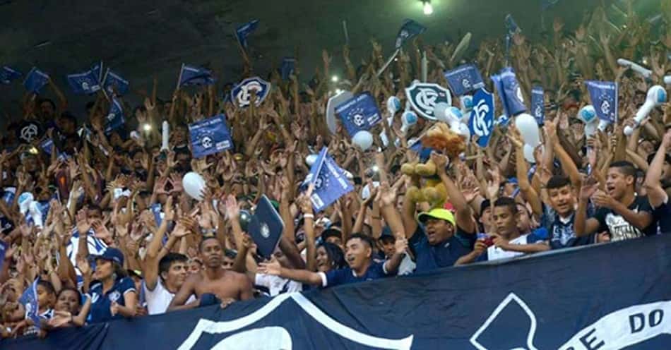 Ranking: Os 20 clubes brasileiros com mais curtidas no Facebook