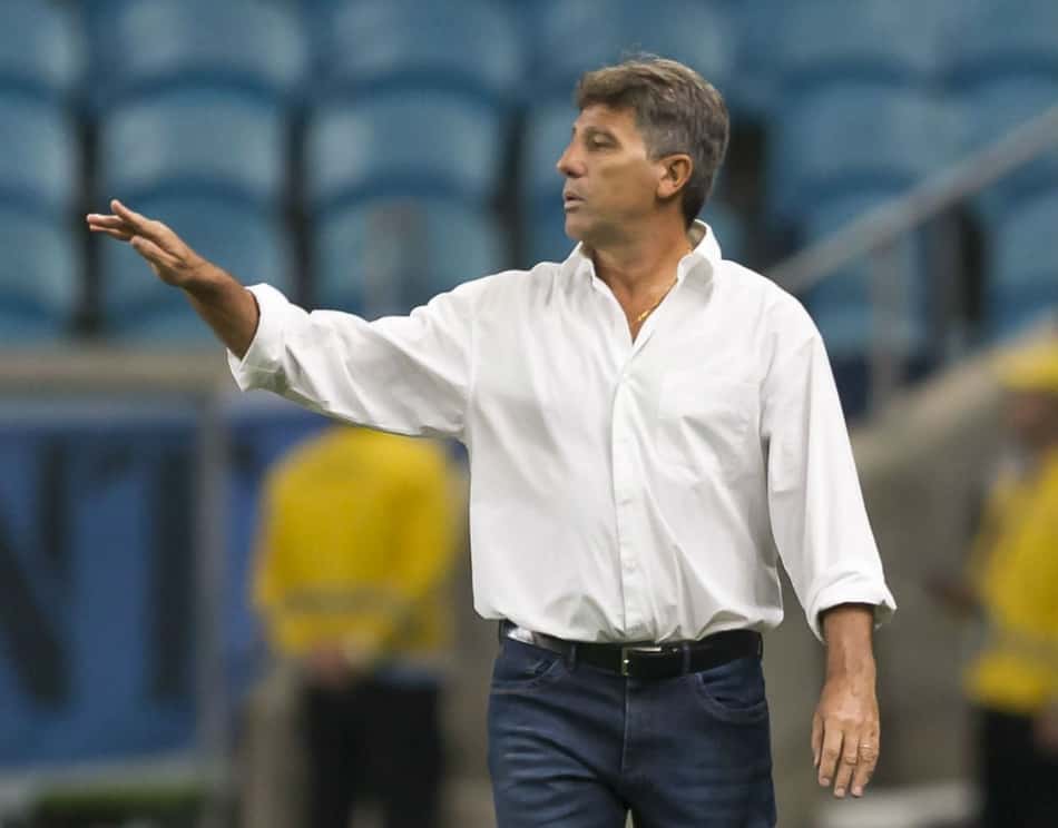 Classificado, Renato destaca atuação do Grêmio contra o Godoy Cruz