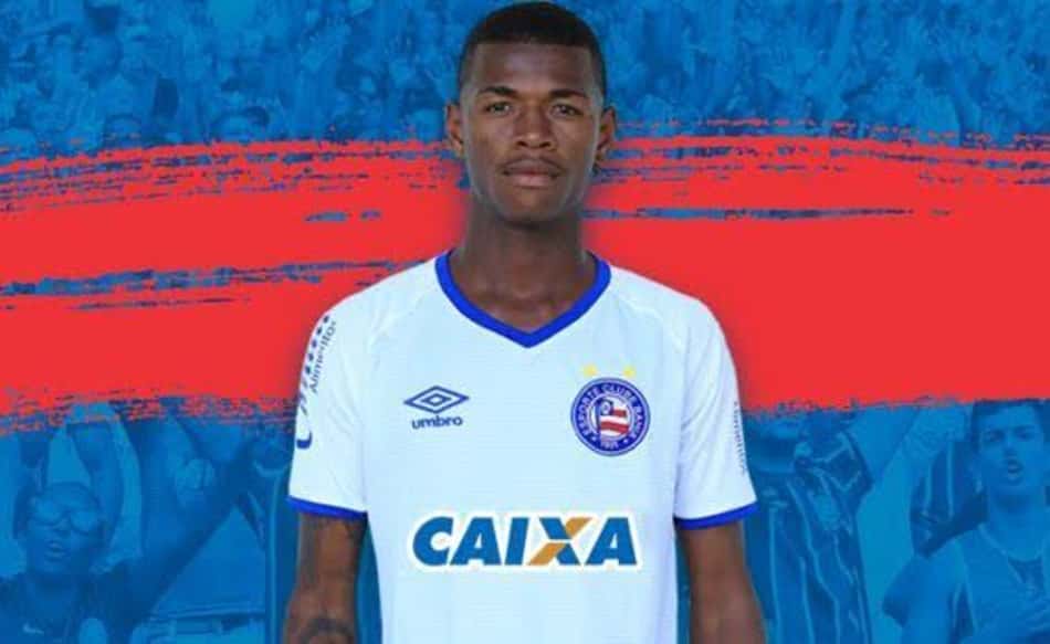 Garoto Everson é convocado para a Seleção sub-20 pela primeira vez