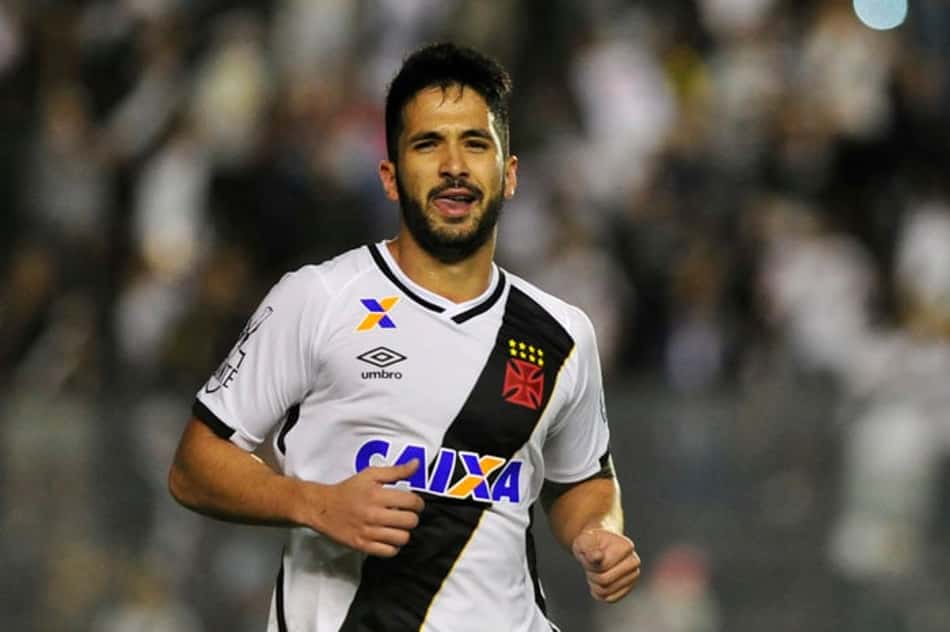 Vasco vai manter partes dos direitos de Luan em transferência do zagueiro