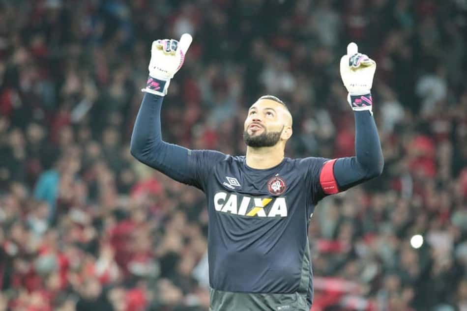 Novo reforço do Palmeiras, Weverton está entre os goleiros que realizaram mais de 100 defesas no Brasileirão 2017