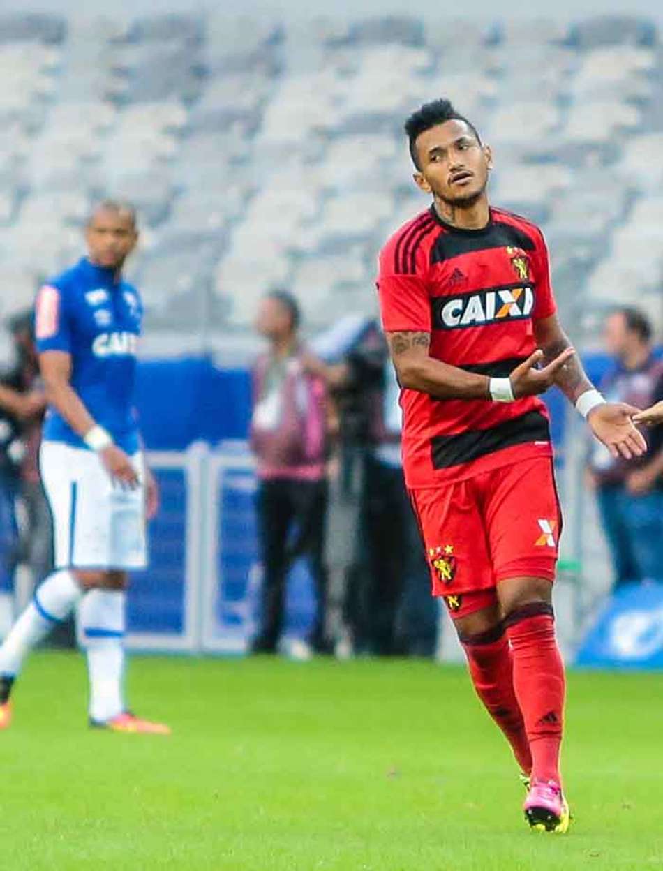 Sport exerce compra de Rogério e frusta planos de Ceni no São Paulo