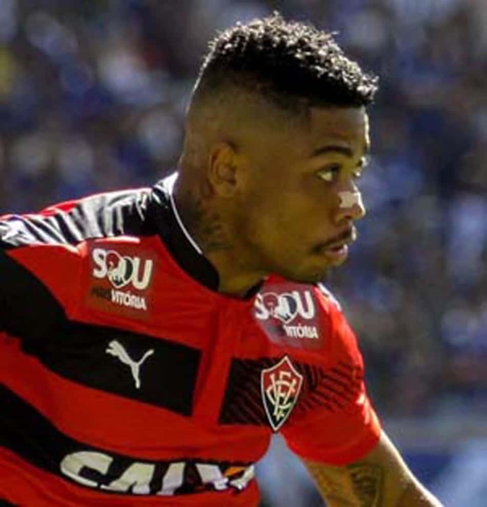 Marinho pede Vitória atento diante do Atlético-PR