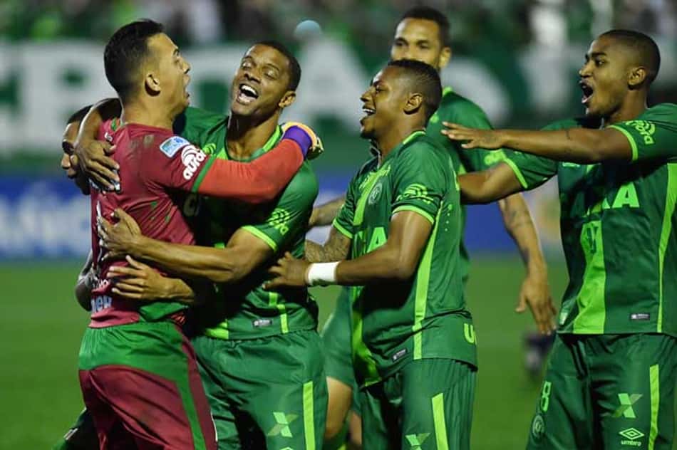 Números da Bola: Estatísticas de Chapecoense 0x0 Independiente-ARG