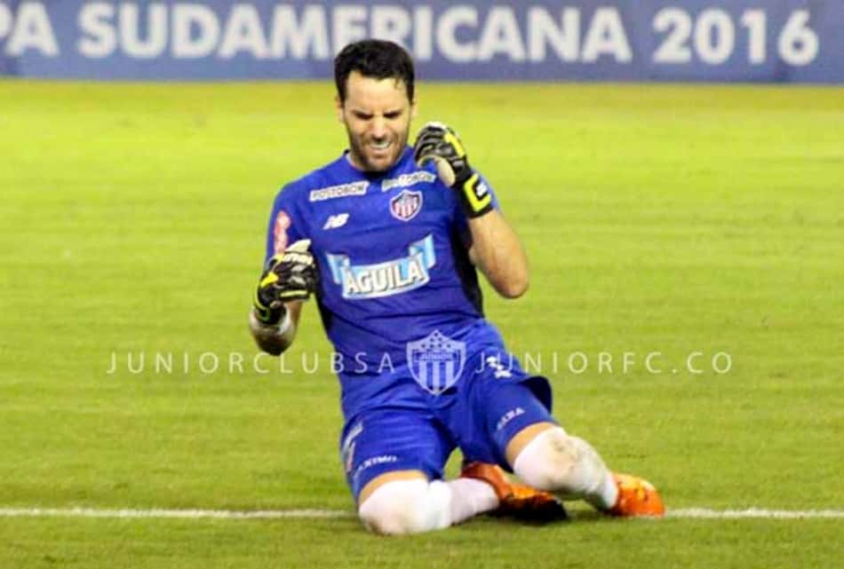 Junior Barranquilla se classifica nos pênaltis e encara Chape nas quartas
