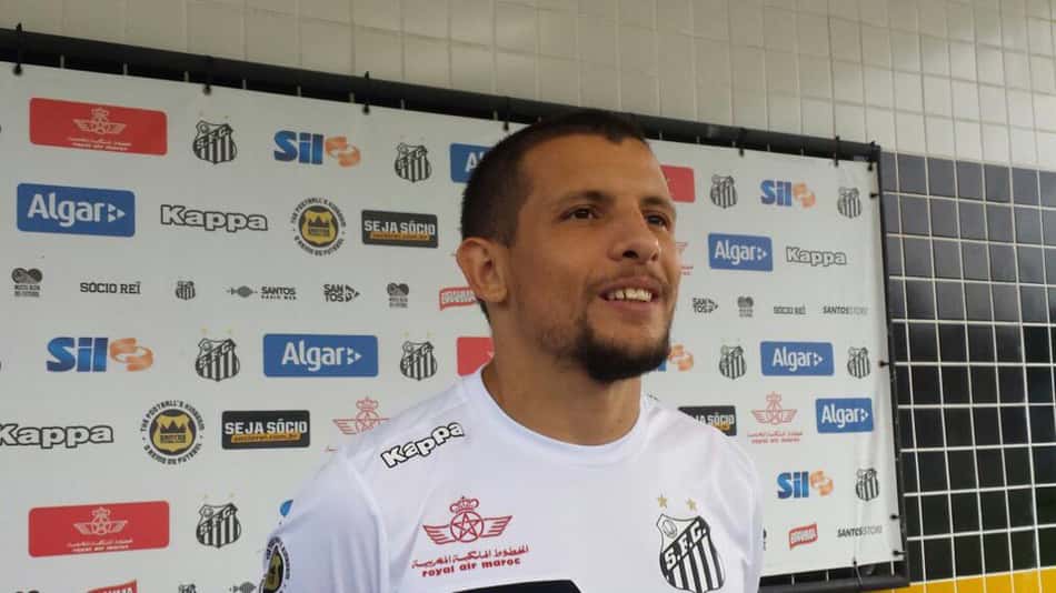 AO VIVO! Após vitória, Thiago Maia e Vecchio dão coletiva no Santos