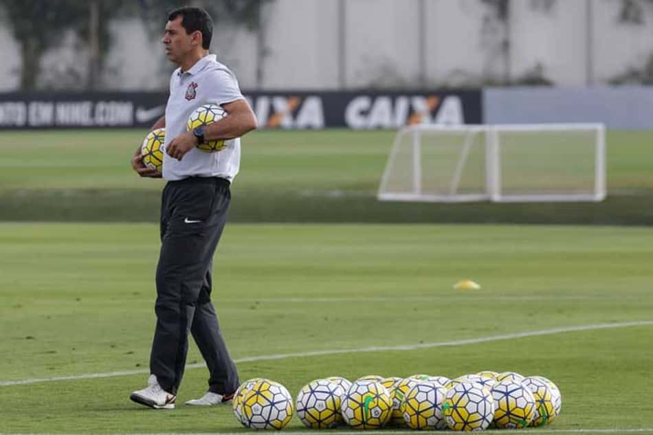 AO VIVO! Siga o dia do Timão, que treina para encarar o Galo