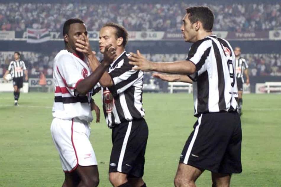 Defensor do escudo, ex-São Paulo diz: 'Duvido o Diego fazer aquilo de novo'