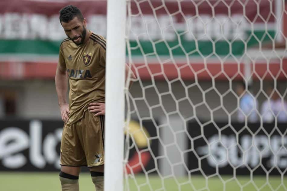 Histórico diz que é importante ficar fora do Z4 faltando dez rodadas