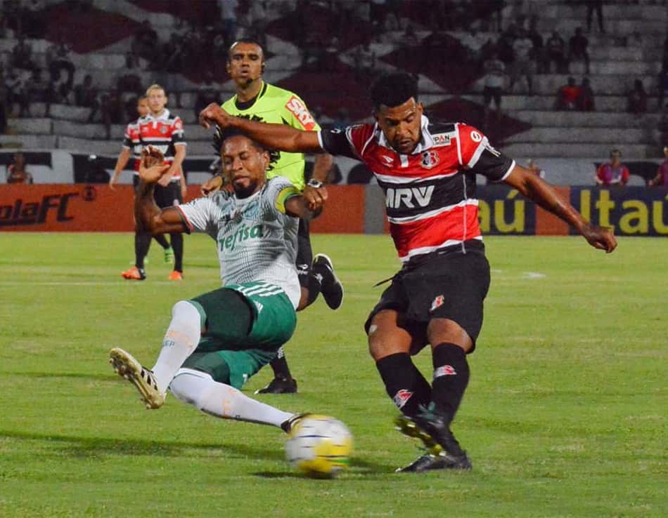 Verdão derrota o Santa Cruz e abre três de vantagem na ponta 