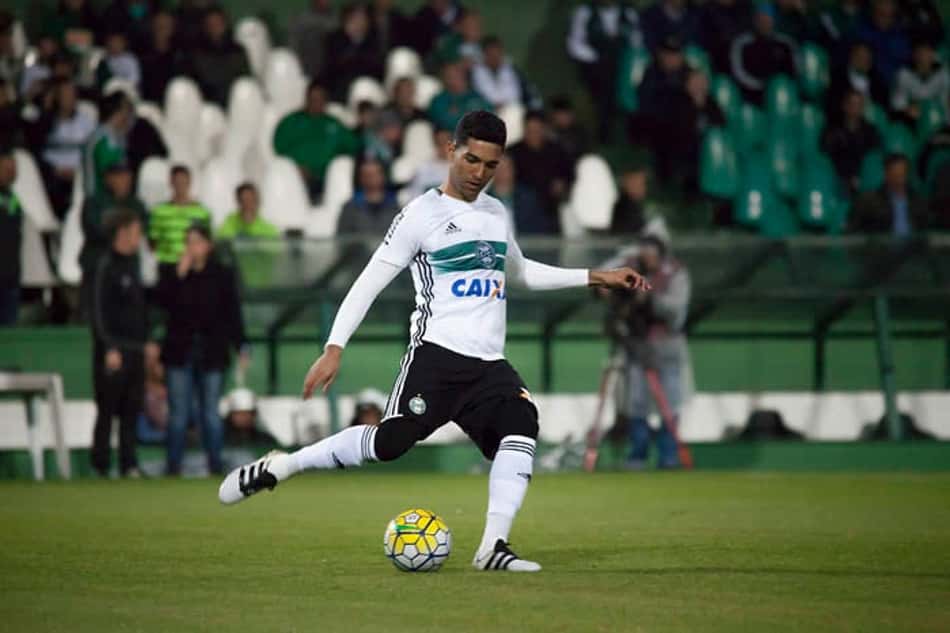 'Versátil, bom finalizador e líder nato': o perfil de Alan Santos, novo reforço do Botafogo