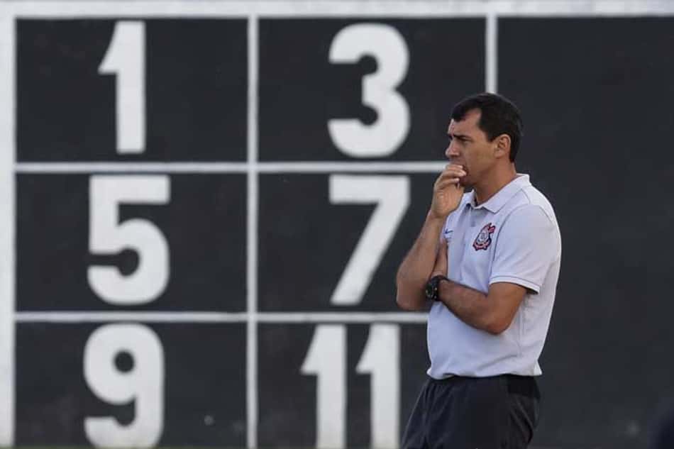 AO VIVO! Siga o dia do Corinthians, que treina agora no CT