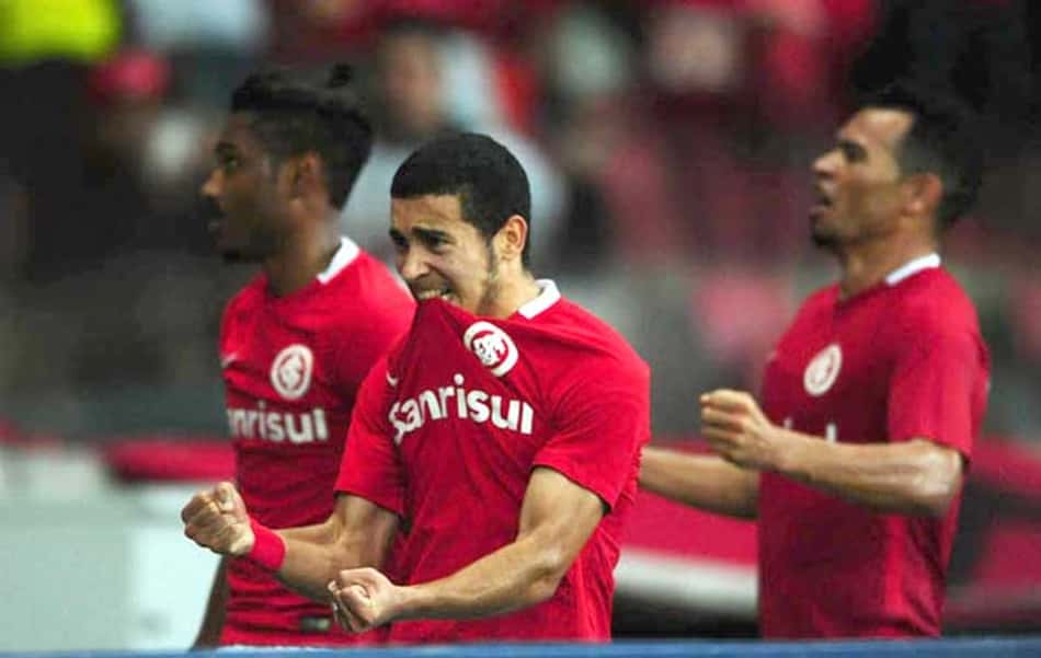 Veja como ficou a Seleção das Estatísticas do Brasileirão após os jogos do meio de semana