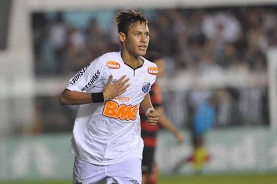 Galeria L! mostra os jogadores mais caros vendidos por clubes brasileiros