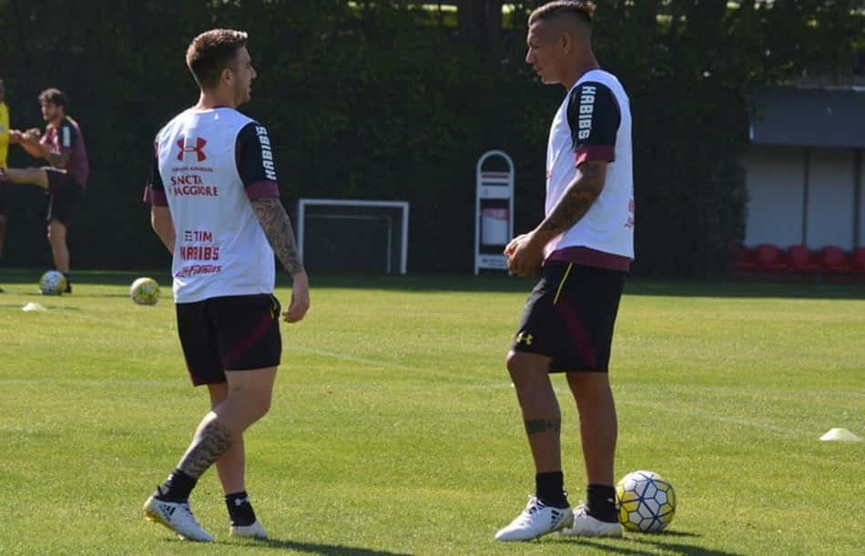 São Paulo 'madruga' e faz primeiro tático para o clássico com o Santos