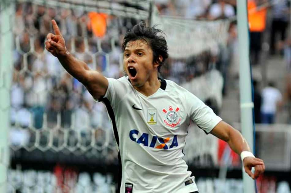 Romero é o maior artilheiro da Arena