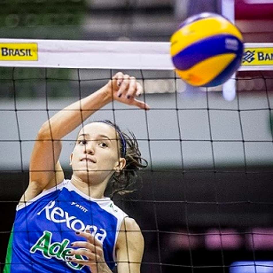 Gabi vira liderança e vê Rexona-Sesc com chances de ir longe no Mundial