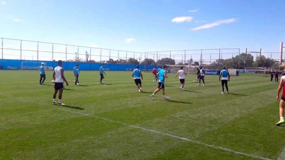 É o treino do Santos no CT do Grêmio