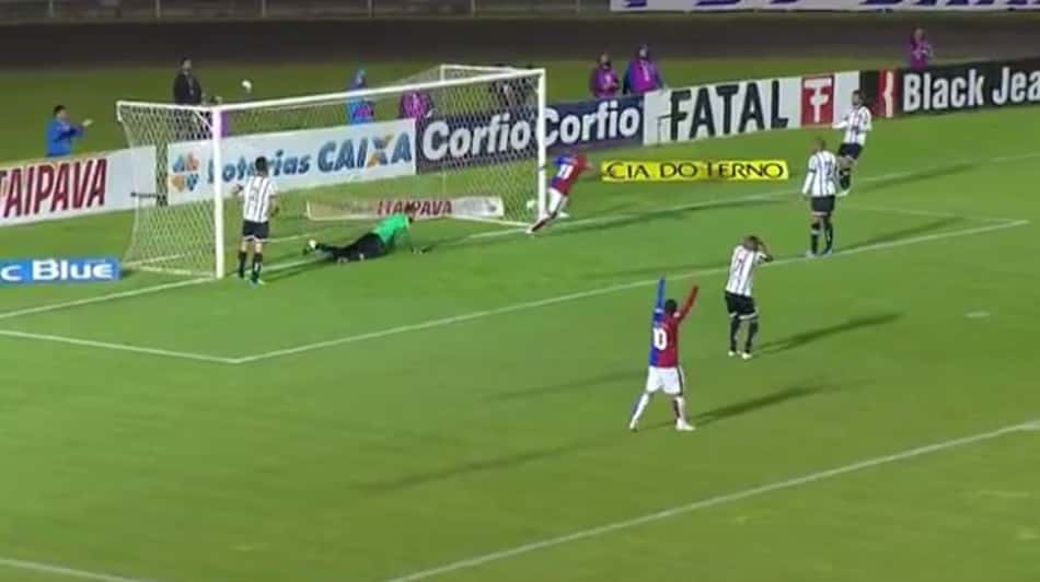 Goleada sobre o Bragantino encaminha permanência do Paraná na Série B