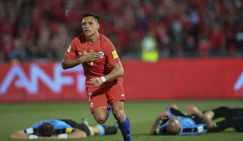 Sánchez passa Zamorano e está perto de ser o maior artilheiro do Chile