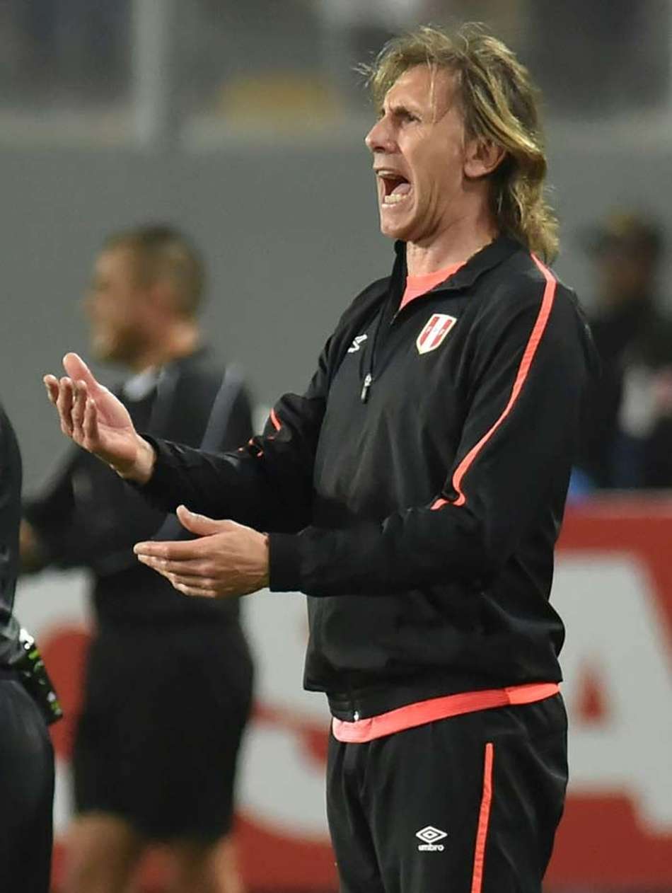 Seleção do Peru inicia preparação de olho nos duelos contra Argentina e Colômbia