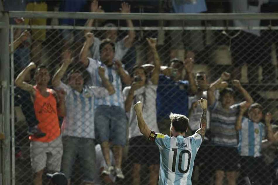 Messi - Argentina x Colômbia