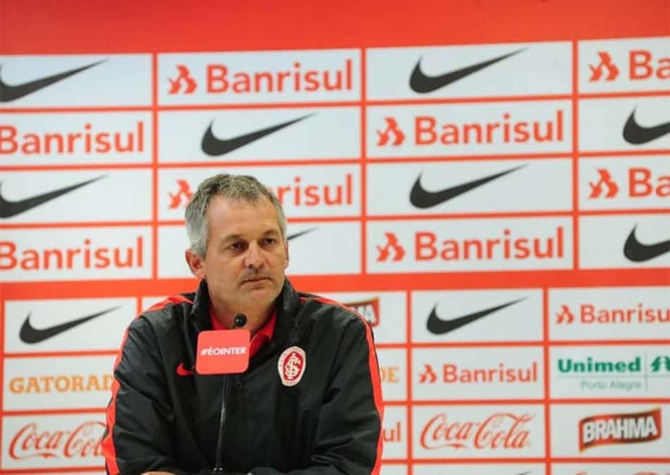 Candidato à presidência do Inter quer permanência de Lisca em 2017