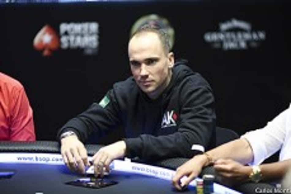 Tenista Bruno Soares é vice em torneio de estrelas do BSOP Millions